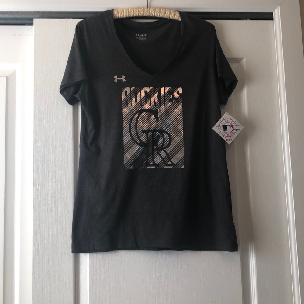 ✨👚 Colorado Rockies Under Armour Tee 👚✨